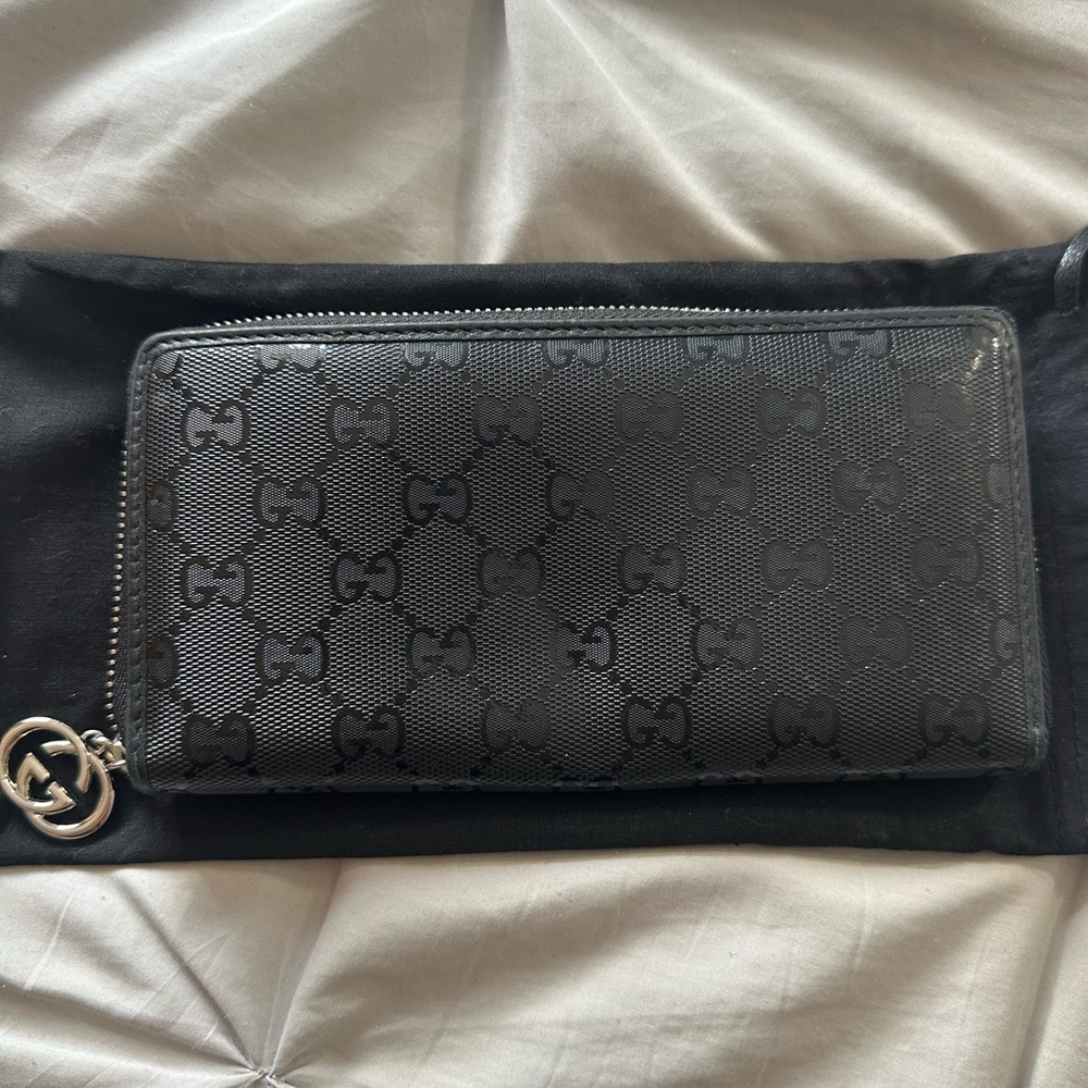 Gucci GG Wallet- black patent leather